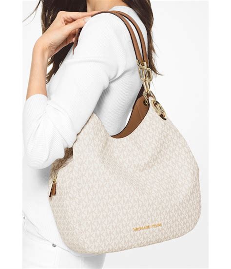 michael kors lilly md tote mk signature pvc vanilla|Michael Michael Kors Lillie Signature Large Chain Shoulder Tote.